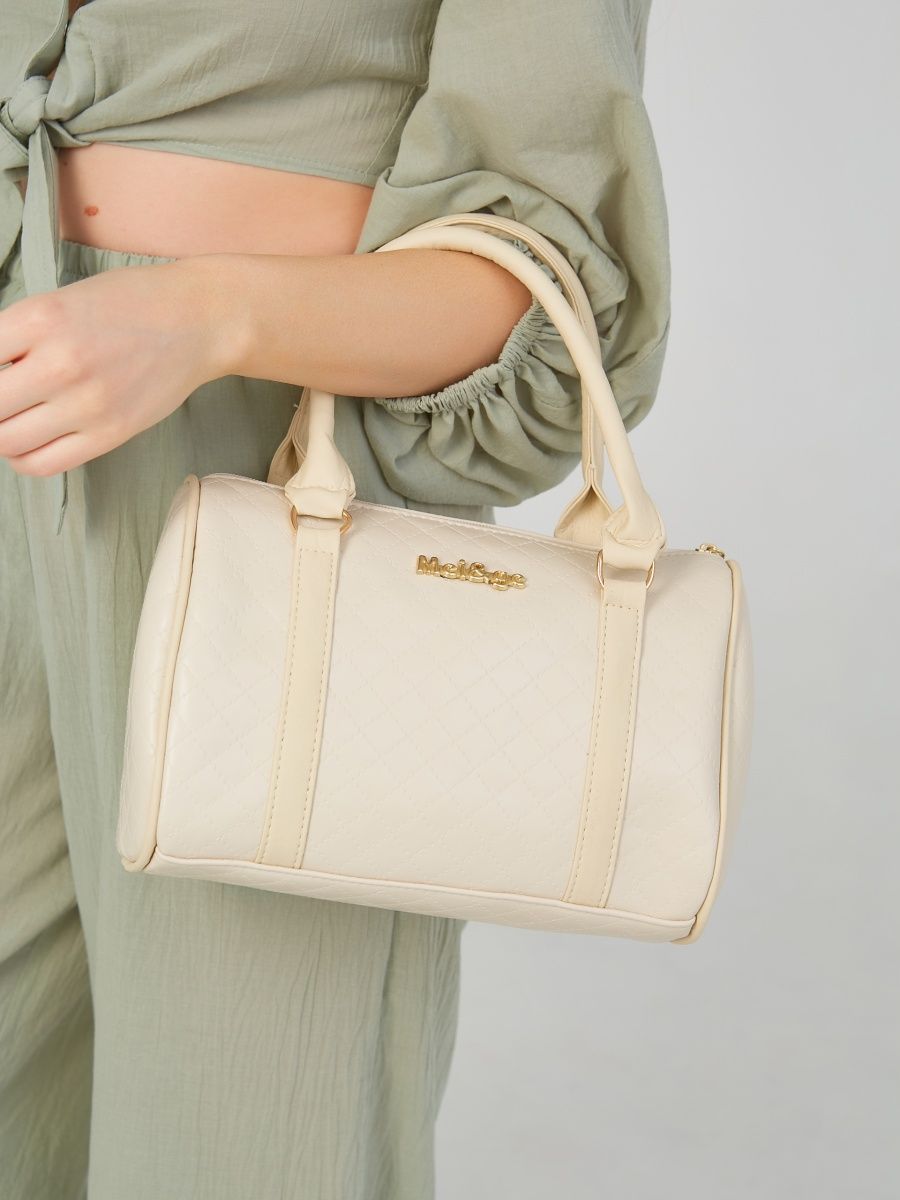 White Handbag Gucci with a Bird