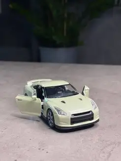 Металлическая машинка NISSAN GTR Ниссан ГТР