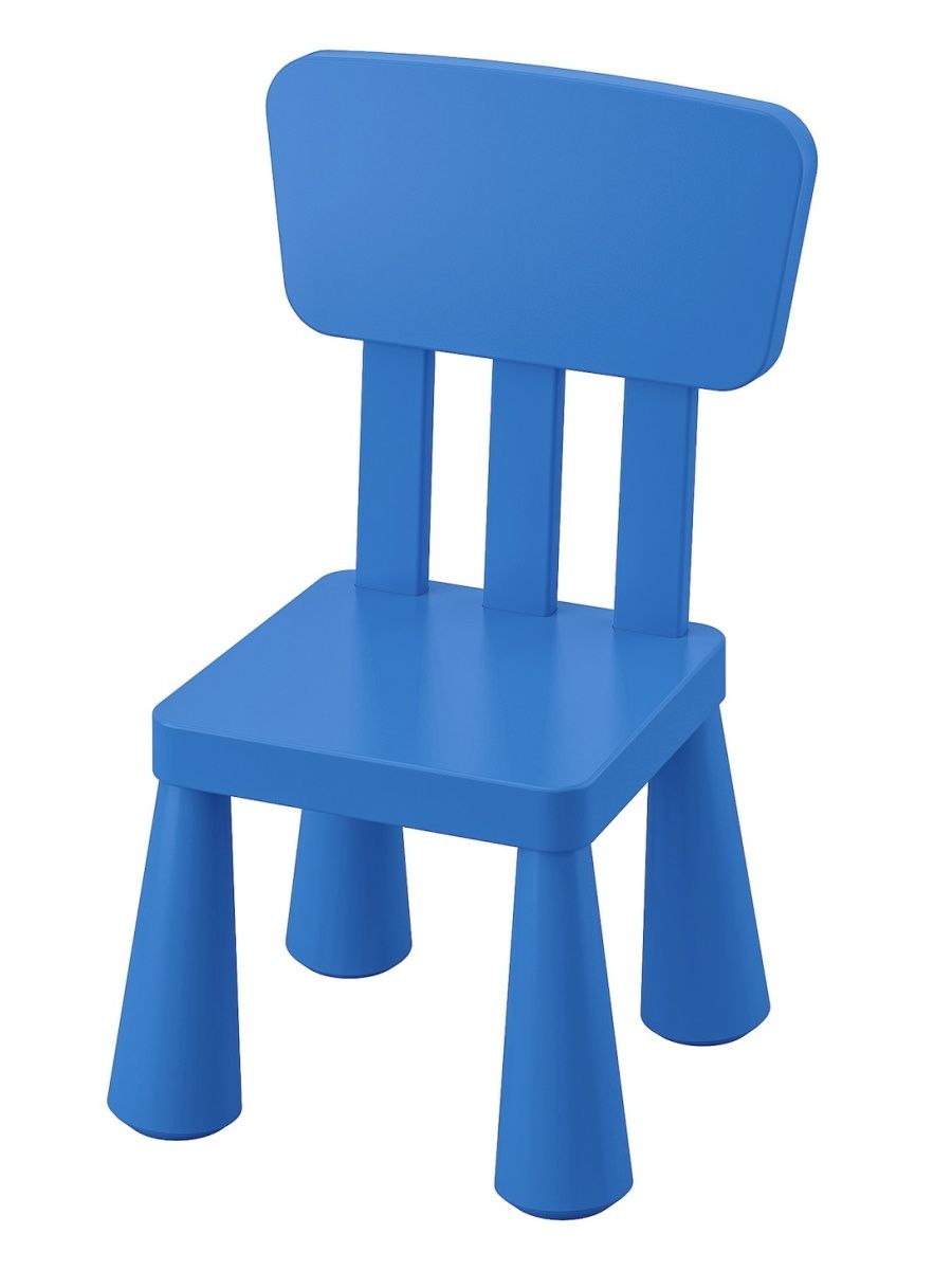 синий стул у ребенка